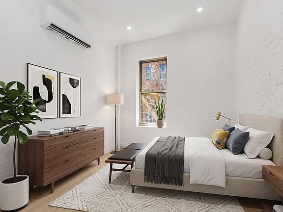 2nd image of 246 E 53rd St #5B