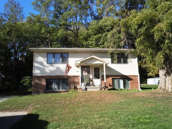 701 N 5th St, Missouri Valley, IA 51555