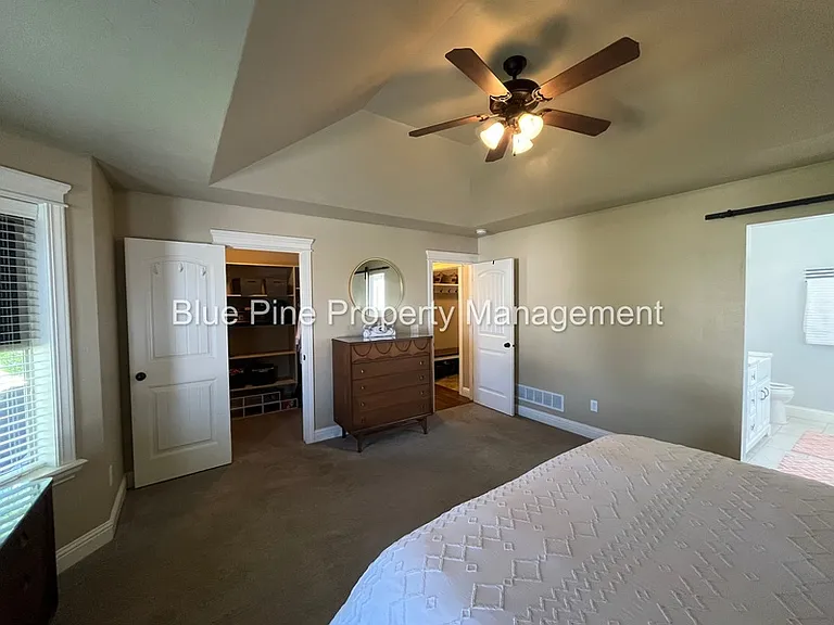 340 Chateau Dr #1 — Photo 9