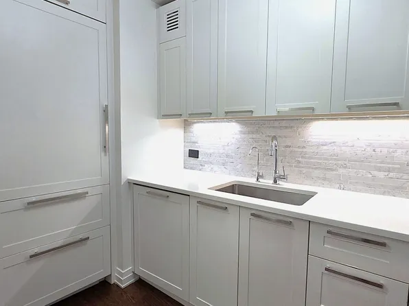 200 East 94th Street image 8 of 25