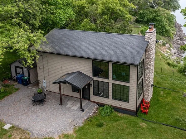 2300 Washington Ave, Wilson, NY 14172
