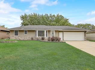 8691 Hamlet Ave S, Cottage Grove, MN 55016