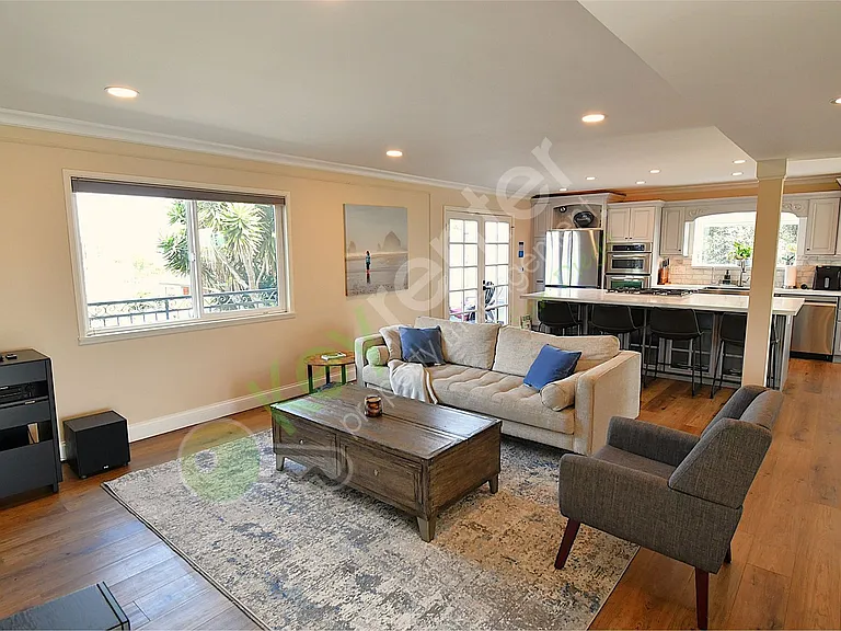 3848 Dixon Pl — Photo 6