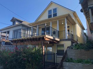 22 SW Meade St #0, Portland, OR 97201