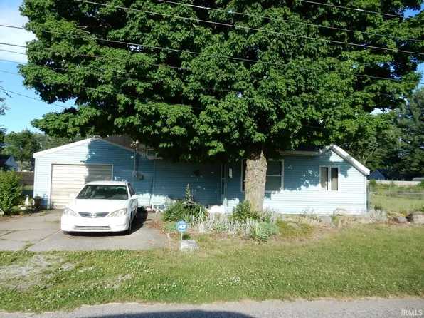 57782 S 9th St, Elkhart, IN 46517