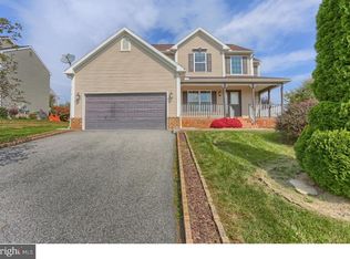 3 Verdun Dr, Reading, PA 19605