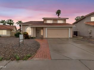 4216 E Amberwood Dr, Phoenix, AZ 85048