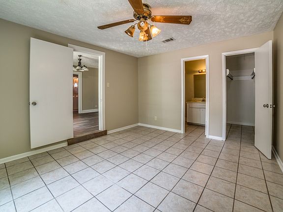 5th image of 2508 N 10th St