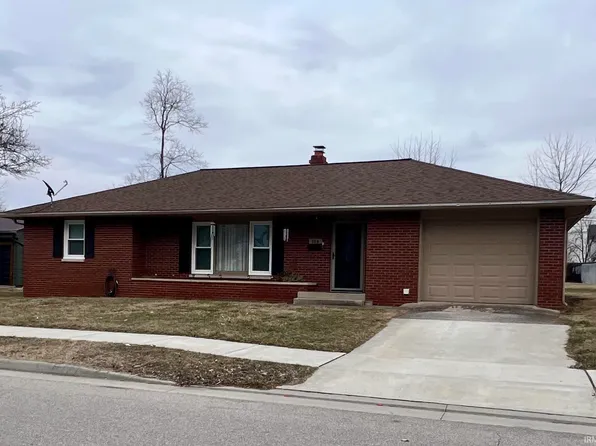 366 N 2nd St, Orleans, IN 47452