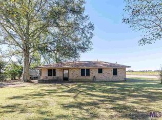 6445 Flynn Rd, Port Allen, LA 70767