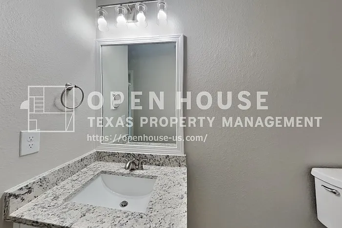 18230 Temple Hill Ln — Photo 18