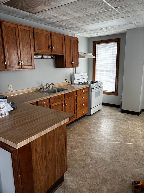1st image of 83 Cottage St APT 1