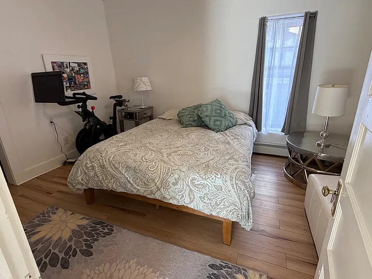 1019 Bennett Ave #A — Photo 9