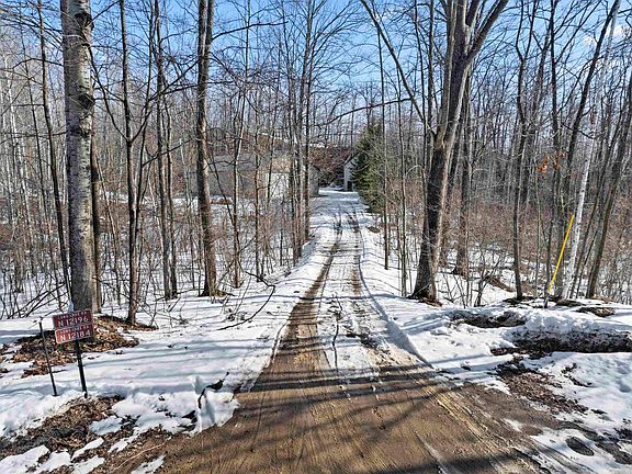 3rd image of N12184 Long Lake Rd