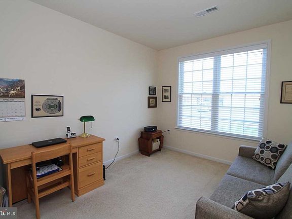 5th image of 244 Plymouth Cir