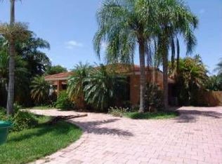 7701 SW 180th Ter, Village Of Palmetto Bay, FL 33157