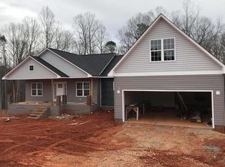 1104 Kensington Cir, Newton, NC 28658