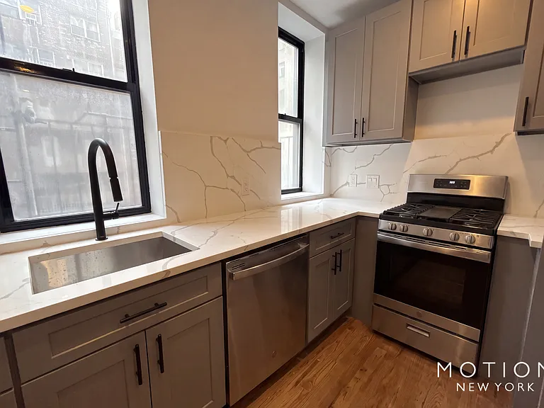 156 E 85th St #4F — Photo 3