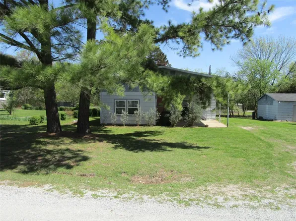 284 Sioux Dr, Gordonville, TX 76245
