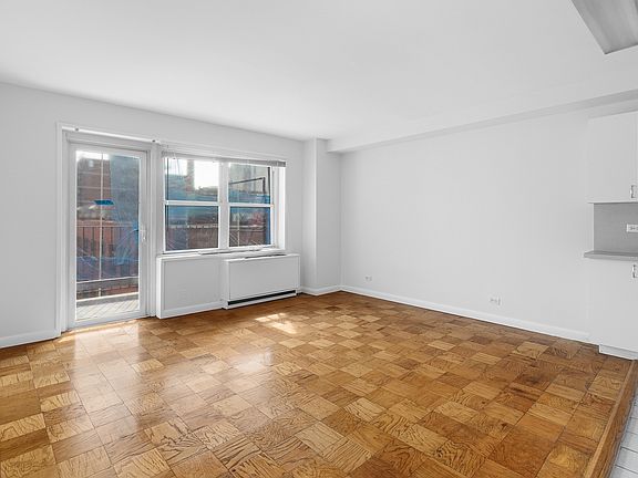 2nd image of 1470 1st Ave APT 7G