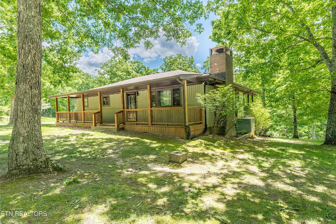 4 bed, 3.5 bath, 2800 sqft, $3,000 — Photo 3