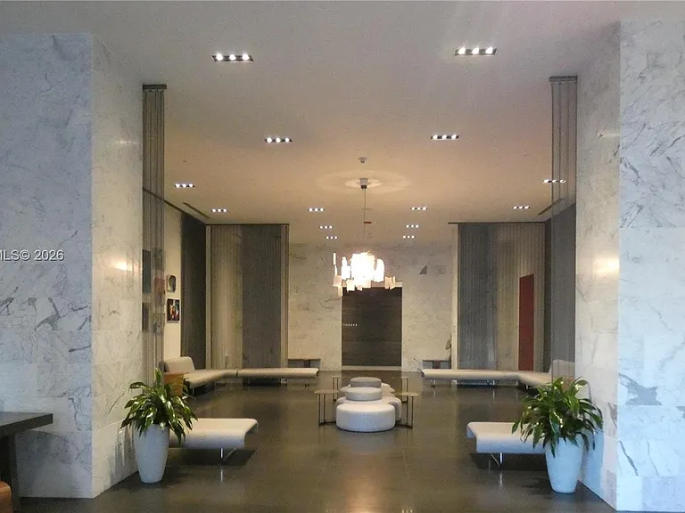 1600 NE 1st Ave #1815 — Photo 30