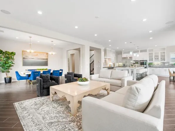 15937 Kennicott Ln, San Diego, CA 92127