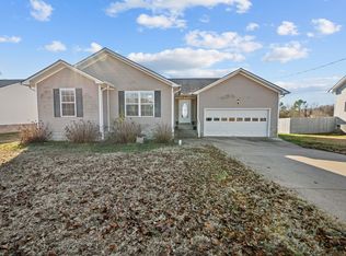 10479 Bell Station Rd, Oak Grove, KY 42262