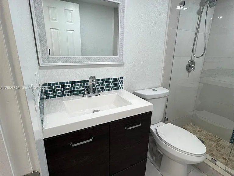 9520 SW 8th St #118 — Photo 22