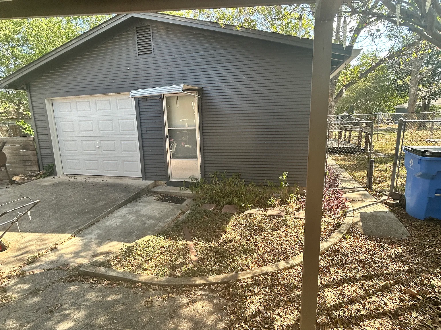 1 bed, 650 sqft, $950 — Photo 2