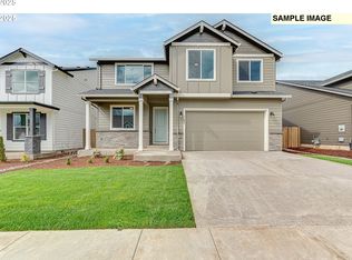 18701 Wood River St, Sandy, OR 97055