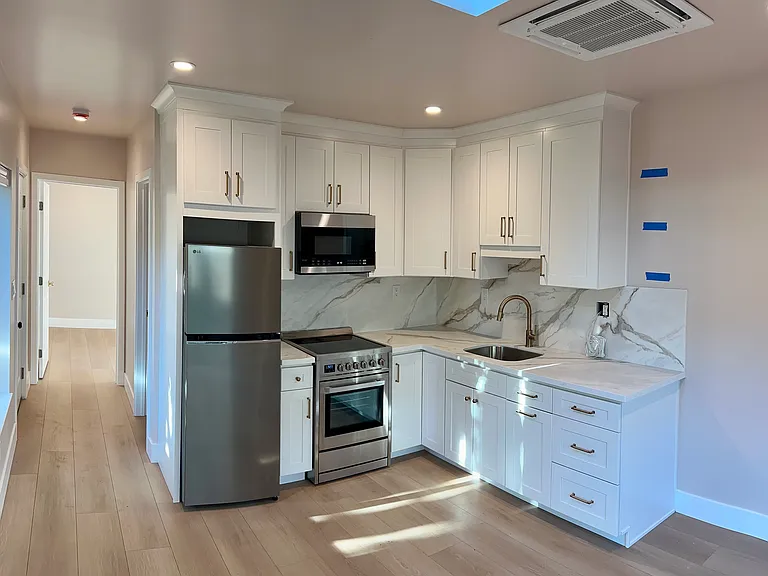 110 Fairview Dr #B — Photo 2