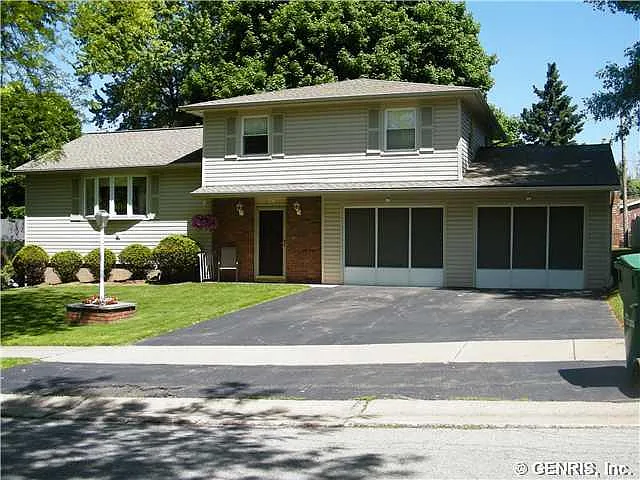 14 Cove Dr photo 1