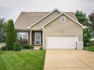 1612 Boxwood Ridge Ct, Simpsonville, KY 40067