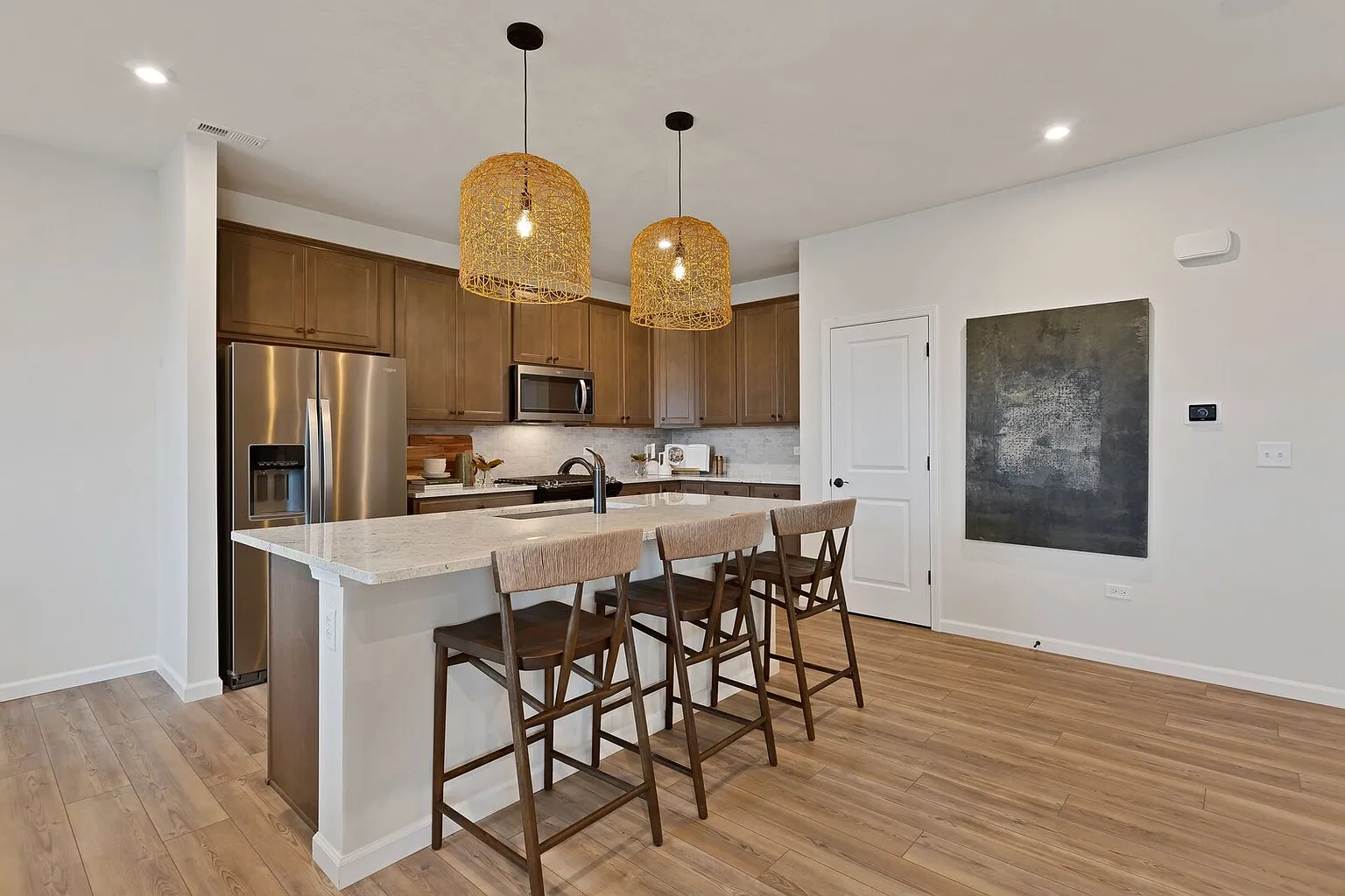 2711 Lawlor Ln photo 1