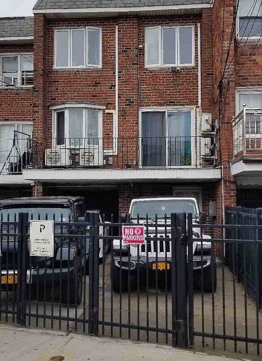 2nd image of 9108 75th St