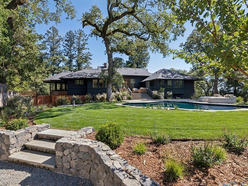 1st image of 49 Hillcrest Avenue