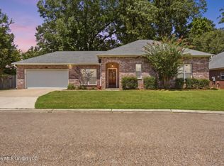203 Stoneybrook Dr, Brandon, MS 39042