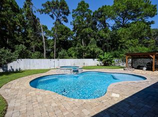 9168 Military Trl, Navarre, FL 32566