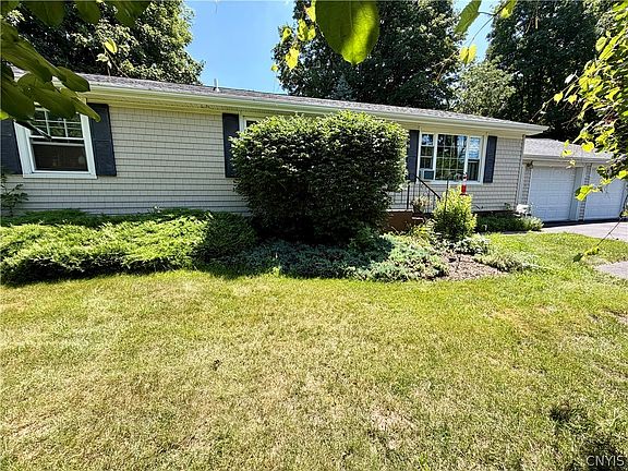 2nd image of 15456 Fuller Rd