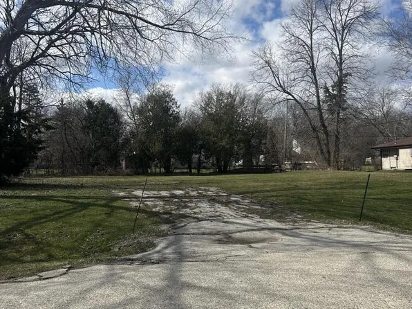 9091 North SILVER BROOK LANE, Brown Deer, WI 53223