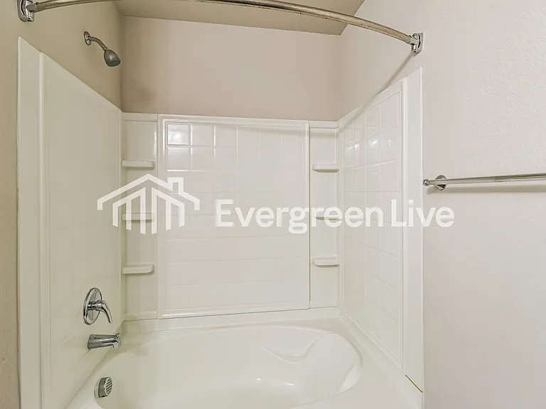 3057 Emerald Park Trl — Photo 12