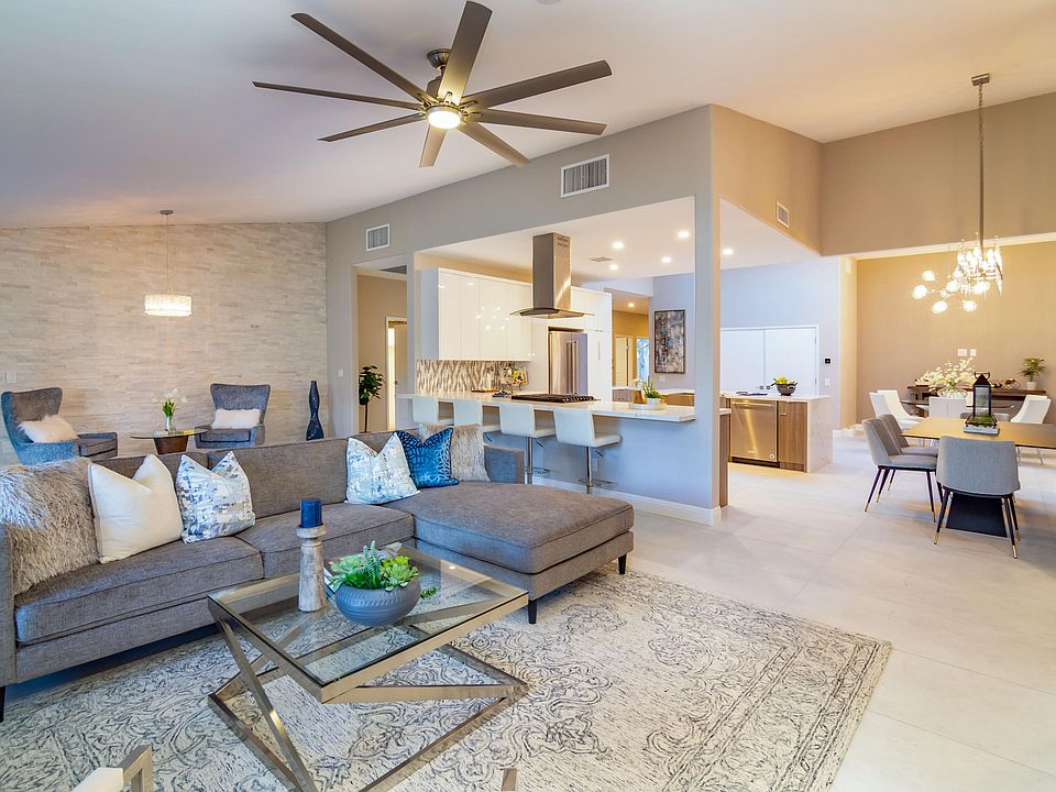 2nd image of 44846 Guadalupe Dr