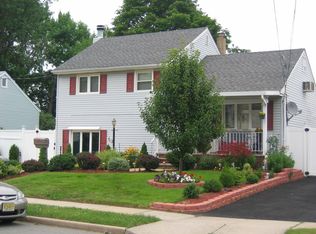 21 Wilshire Rd, Edison, NJ 08817