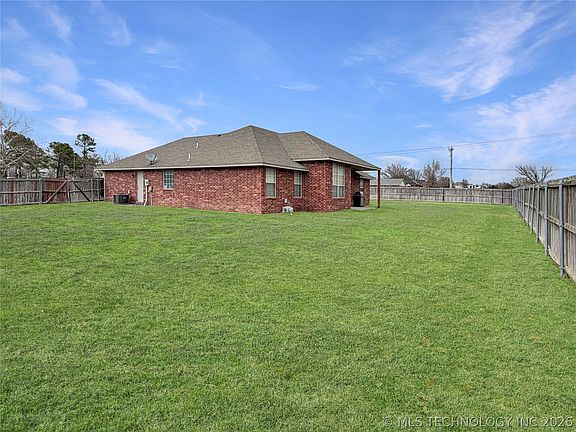 5th image of 4316 Hedges Rd