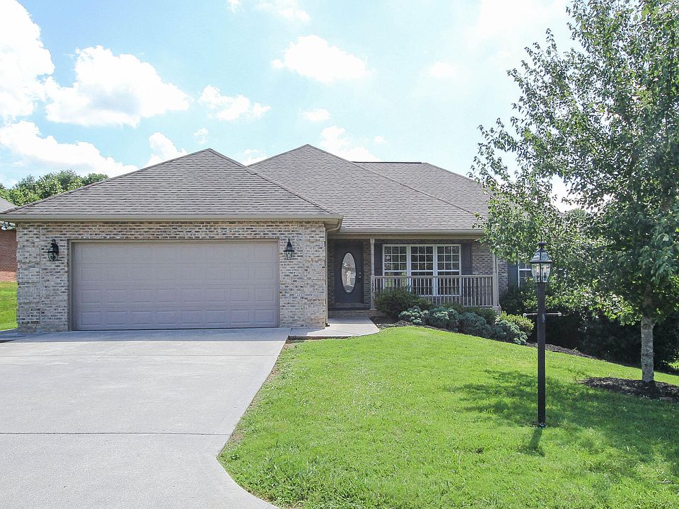 1st image of 1067 Saint Johns Dr