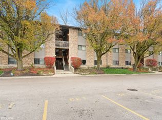 2366 South St APT A, Elgin, IL 60123