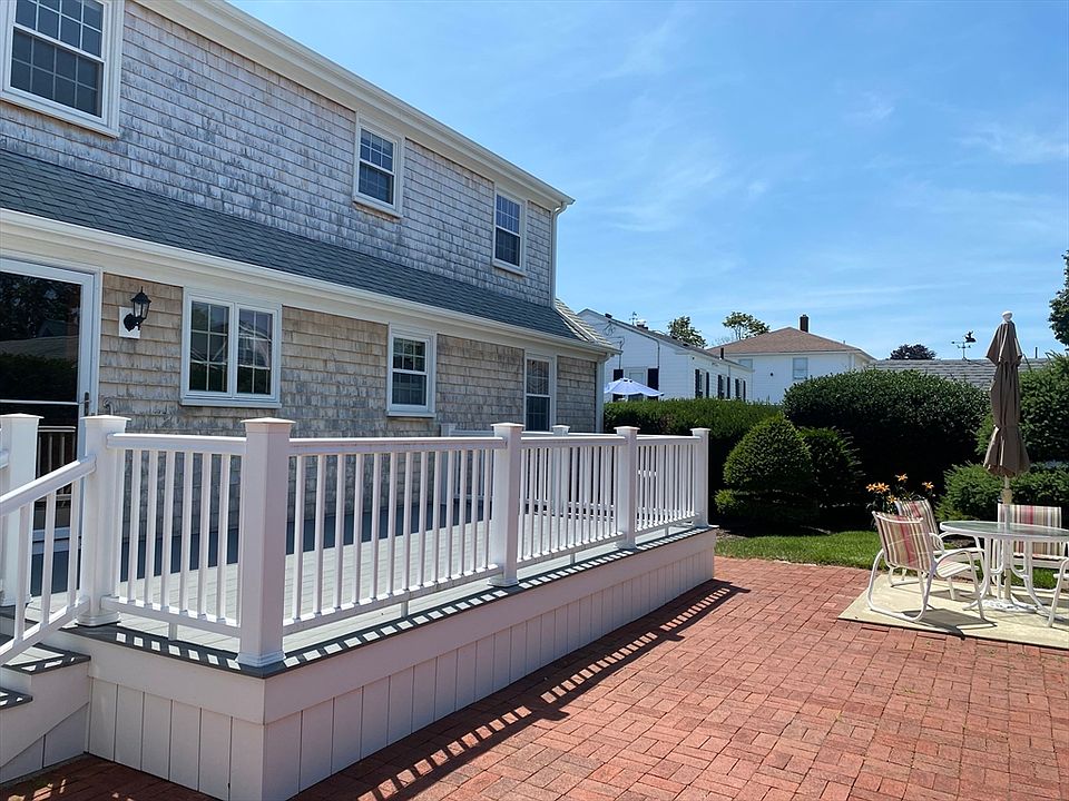 2nd image of 57 Ricketson St