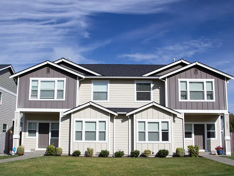 Cyrene Duplex Townhomes — Photo 9