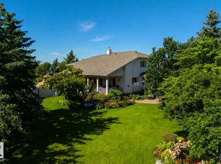 11304 9th Ave NW, Edmonton, AB T6J6W4